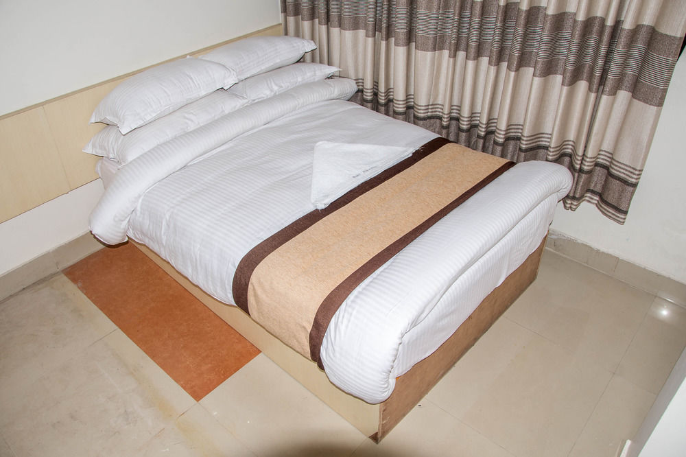 Oyo 123 Hotel Prince Plaza Κατμαντού Εξωτερικό φωτογραφία